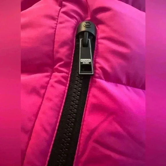 Stand-Away Collar Short Puffer Jacket -MICHAEL KORS - Picture 3 of 14